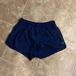 Lululemon women’s size 8 navy blue athletic shorts